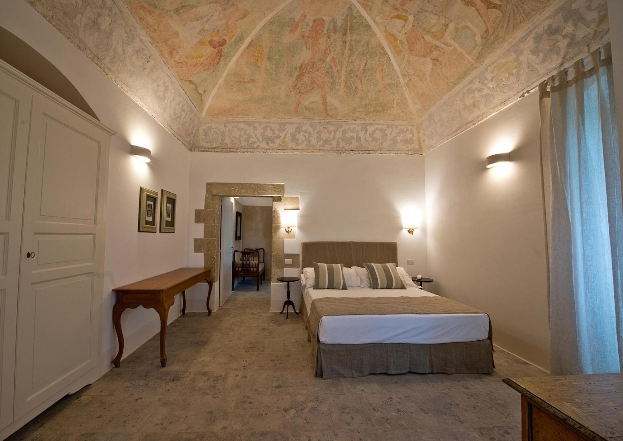 Palazzo Ducale Venturi - Luxury Hotel & Wellness Minervino di Lecce Exteriör bild