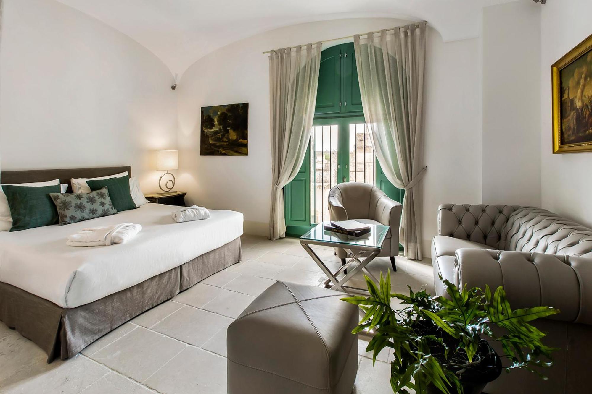Palazzo Ducale Venturi - Luxury Hotel & Wellness Minervino di Lecce Exteriör bild