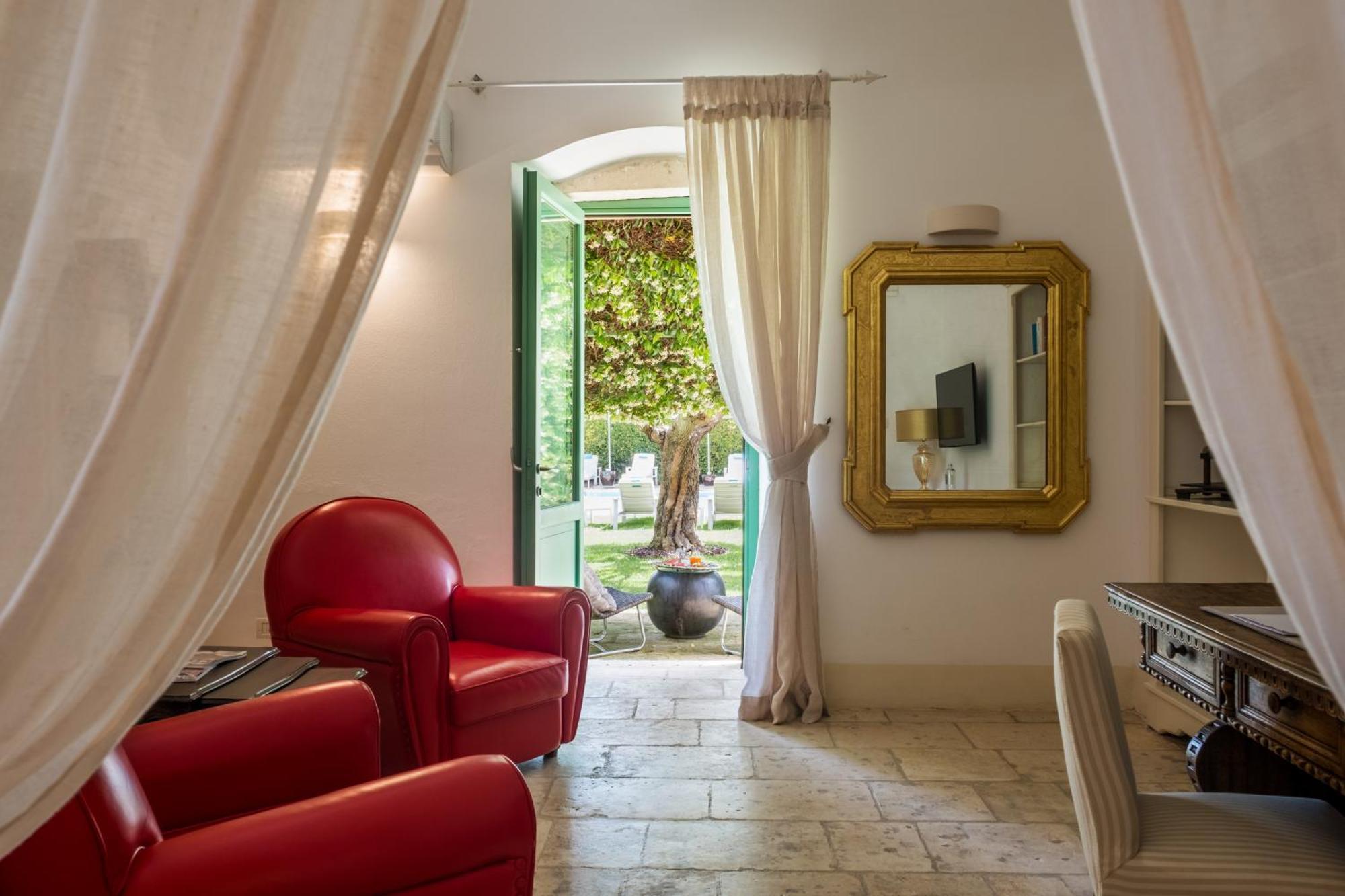 Palazzo Ducale Venturi - Luxury Hotel & Wellness Minervino di Lecce Exteriör bild