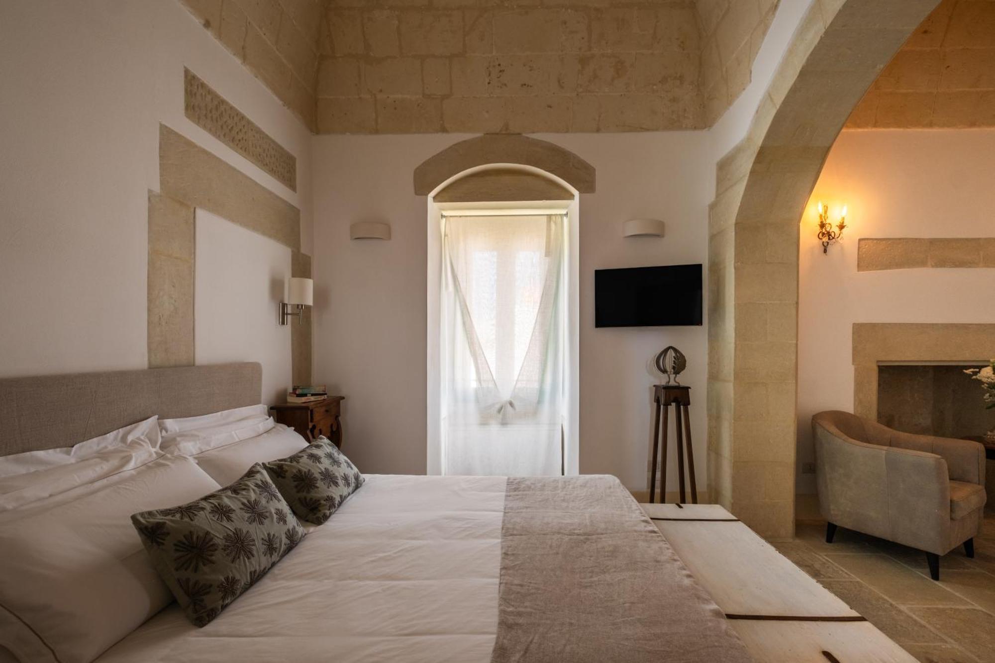 Palazzo Ducale Venturi - Luxury Hotel & Wellness Minervino di Lecce Exteriör bild