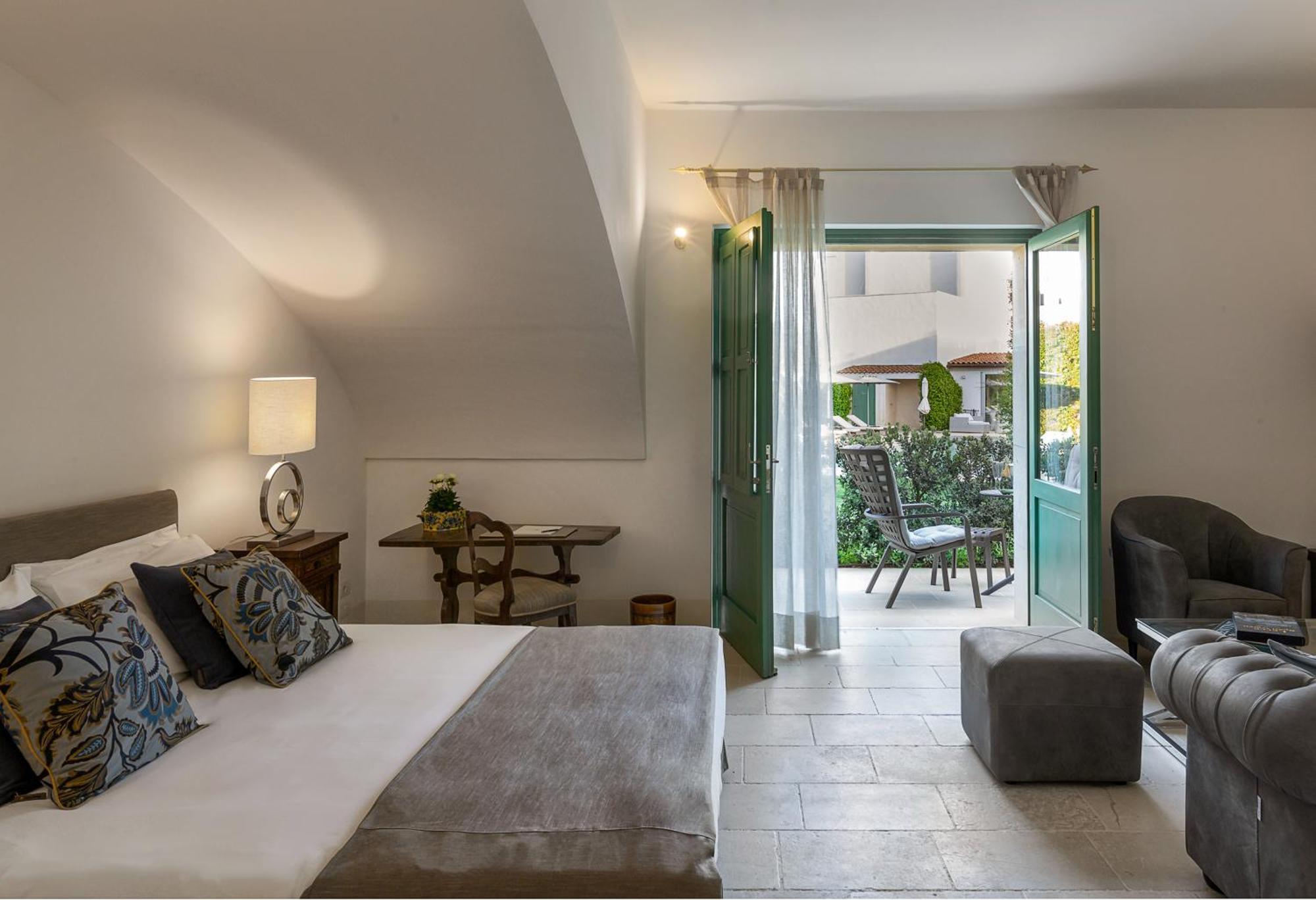 Palazzo Ducale Venturi - Luxury Hotel & Wellness Minervino di Lecce Exteriör bild